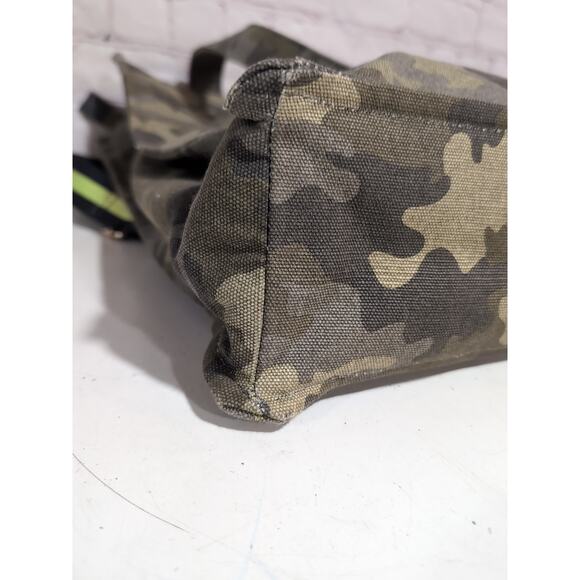 Stella & Dot The Game Changer Camo Canvas Tote Bag Crossbody Bag Shopper - Picture 8 of 13